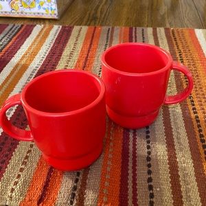 Tupperware red mugs